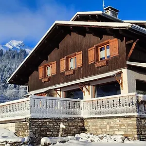 le-taconet.hotels-rhonealpes.com/